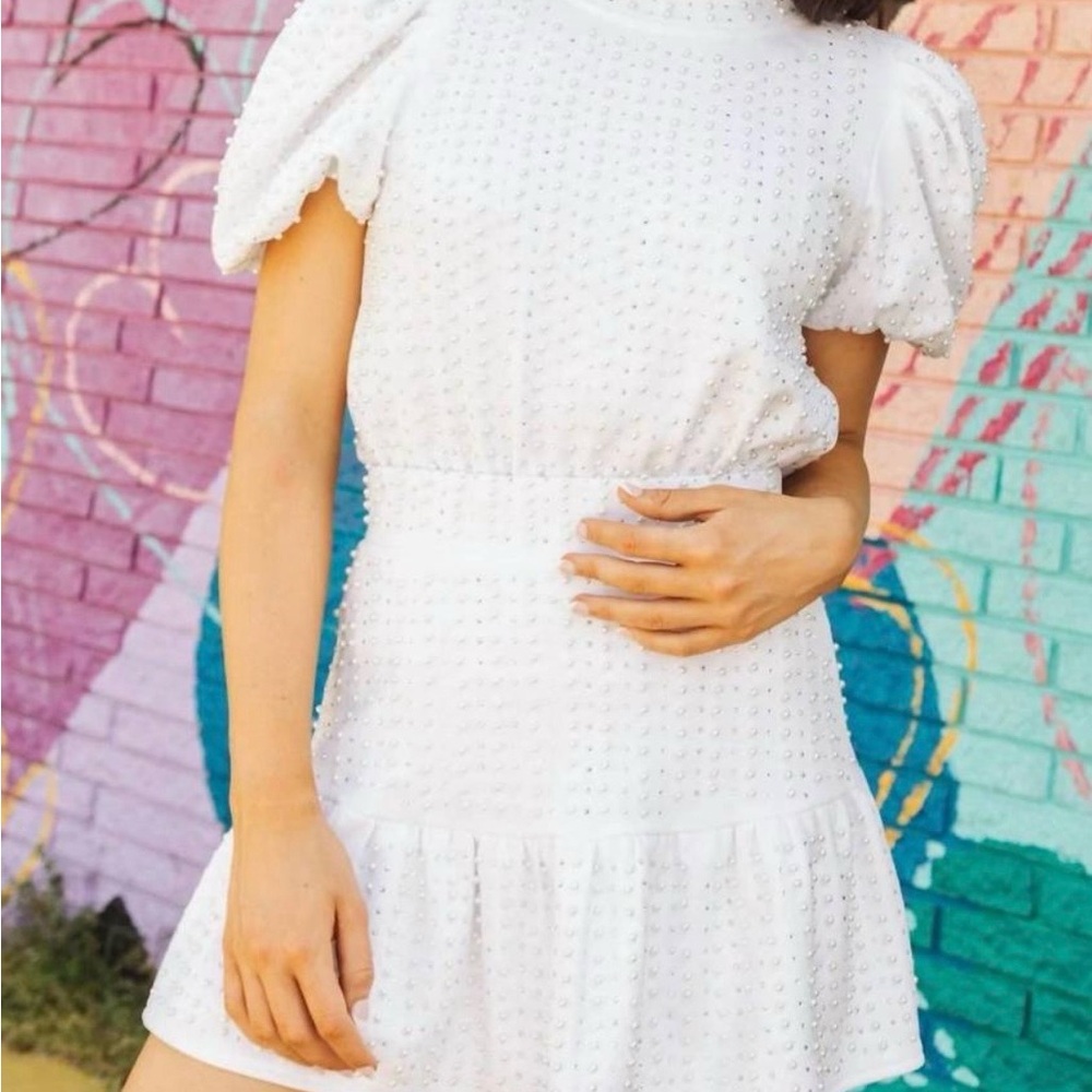 QUEEN OF SPARKLES White Pearl Skirt